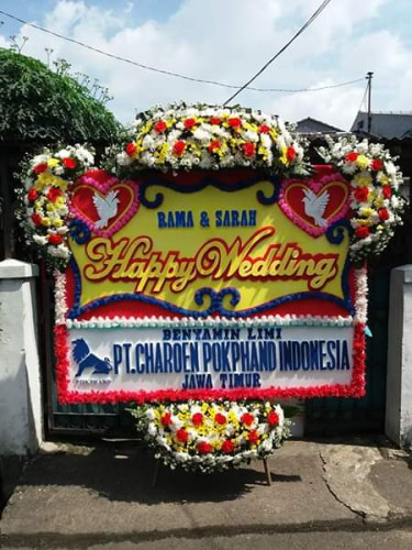 Karangan Bunga Pernikahan menteng palangkaraya